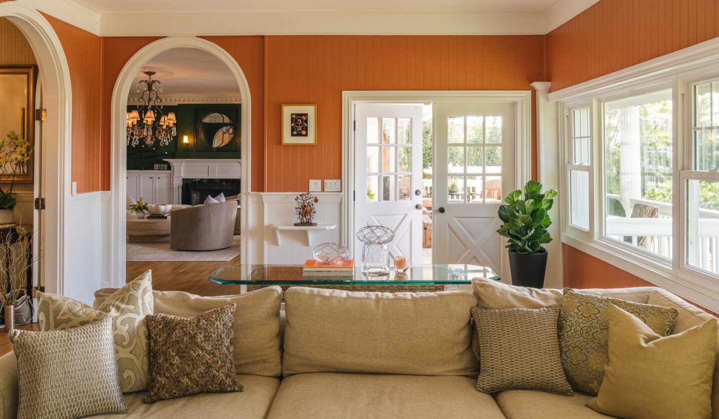 1867 Vancouver Drive MLS 6